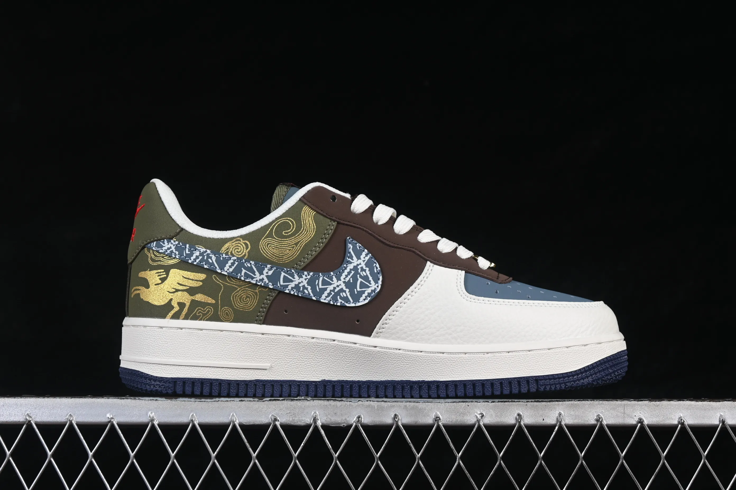 All categories Nk Air Force 1 Air Force series Nk Air Force 1 Low Air Force low-top Nike Air Force 1'07 Low Year of the Horse limited edition Green and brown woven cloud gold pattern Air Force 1 low-top casual sneakers NH0601-536